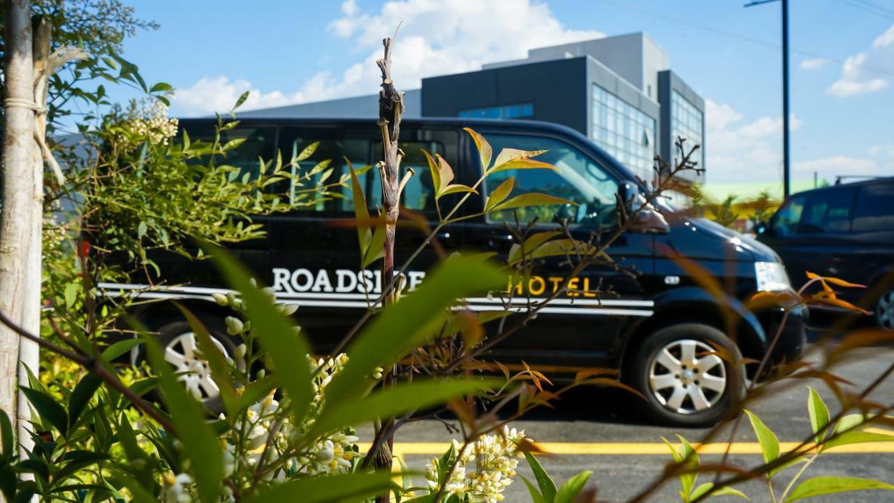 Roadside Hotel Lipjan エクステリア 写真
